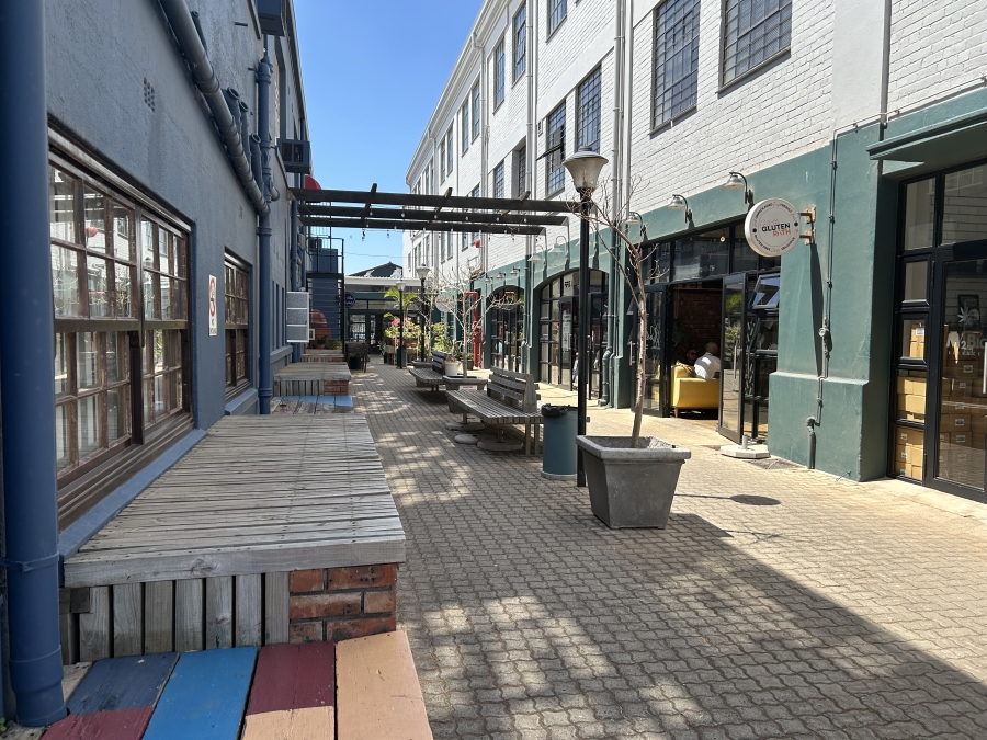 To Let Commercial Property for Rent in Woodstock Western Cape